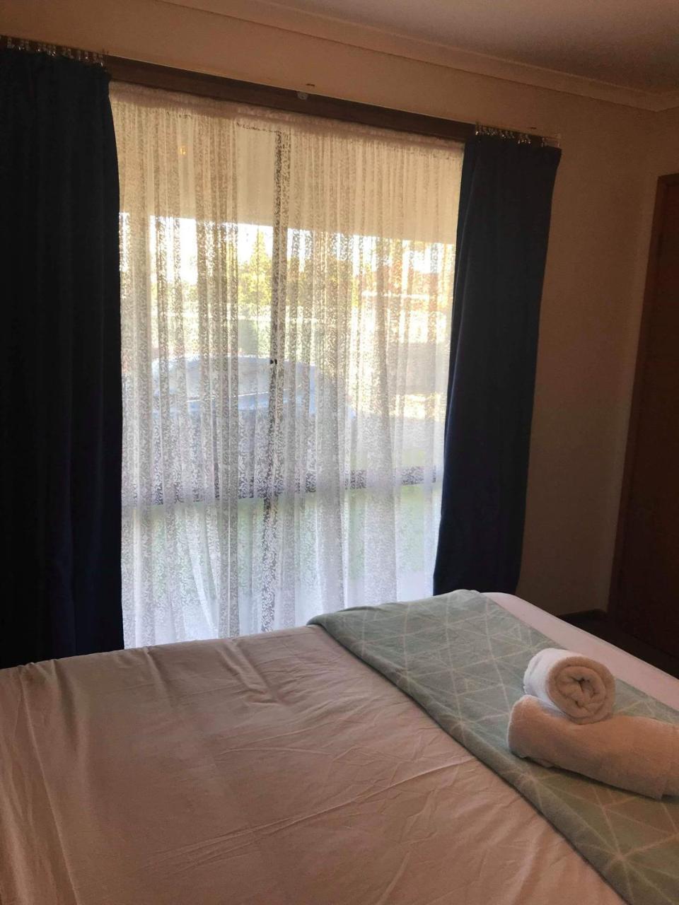 Lakes Jakaranda Holiday Units Lakes Entrance Extérieur photo