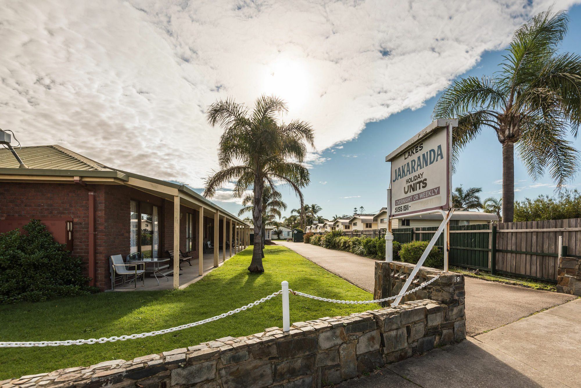 Lakes Jakaranda Holiday Units Lakes Entrance Extérieur photo